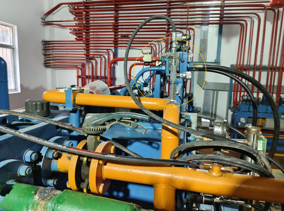 液壓站油液智能監(jiān)測應用案例:鋼鐵廠高爐熱風爐液壓站 圖2